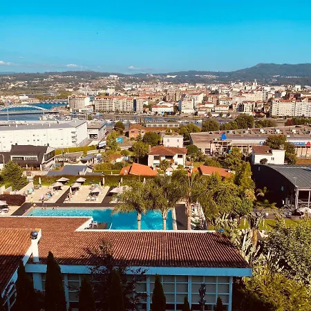River Hill Deluxe Pontevedra Διαμέρισμα San Salvador de Poio