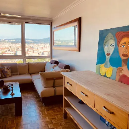 River Hill Deluxe Pontevedra Διαμέρισμα *
